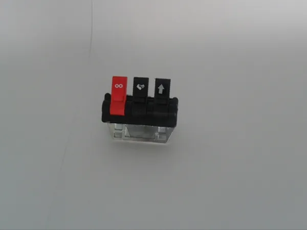 Üçlü Havalı Düğme — Havalı Düğmeler, Havalı Elektrikli Düğmeler